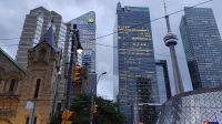 St. Andrew mit CN-Tower, Toronto 