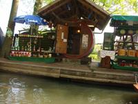 Am Gurkenstand