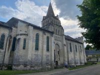 Radreise Loire vom 3.-11.5.25: Der Endpunkt unserer Radreise, die Kirche von Cunault