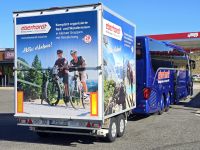 2026-05_Loire_Rad: Eberhardt Radanhänger, geladen mit unseren Rädern