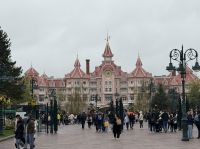 Eingang zum Disneyland
