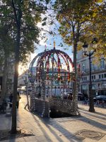 Métrostation aus Glasperlen