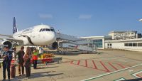 Ankunft am Flughafen von Jersey - Lufthansa-Flug über München