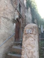 Steinerne Zeugen der Vergangenheit - Sinagra, Sizilien 