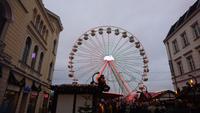 Das große Riesenrad auf dem Schweriner Weihnachtsmarkt
