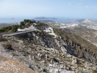 Blick auf Caldera und Fira