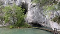 20260516_18 links  kämpfte Winnetou, rechts Winnetouhöhle, mittig Räuberhöhle.jpg