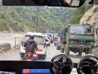 viel Verkehr auf den Landstraßen in Sikkim