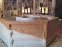 Parma: Taufbecken