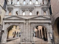 Verona. Römische Porta Borsari