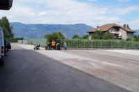 auf dem Parkplatz im Weingut