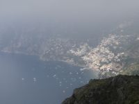 Positano, da hinunter müssen wir. – Wie? Über 1500 Treppen.