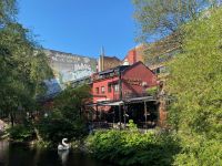 Kunst und Kunstschule