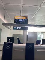 Warten auf den Abflug nach Bukarest