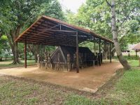 Hanoi (Volkskundemuseum - Grabhaus)