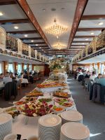 Gala-Buffet auf der Regina Danubia.jpg