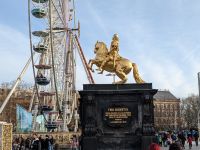Der goldene Reiter - Standbild Augusts des Starken auf levadierendem Pferd