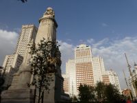 an der Plaza Espana in Madrid