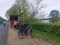 Sully-sur-Loire: Räder werden entladen