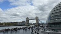 Londons Themse mit Tower Bridge 