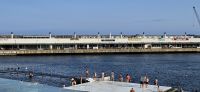 Ponta Delgada Schwimmbad und Restaurant Zone dahinter