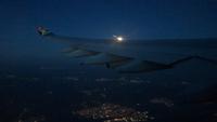 der Mond begleitet uns