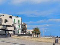 Bari am Hafen