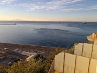 Blick aus dem Hotel Lloyds Baia auf ein Stück Strand in Vietri