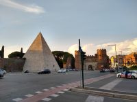 Pyramide Cestius