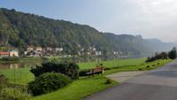 Elbblick entlang des Caspar David Friedrich Weges