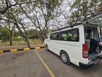 Abholung vom Flughafen und Fahrt zur Lodge