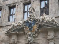  reich verzierter Hauseingang 