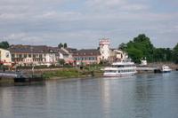 Rüdesheim mit Adlerturm