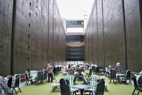 In einer Schleuse mit 25 m Fallhöhe