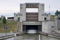 Schleuse auf dem Kanal