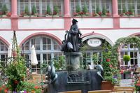 Im Garten des Bischofspalastes, Regensburg