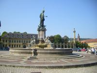Brunnen vor der Würzburger Residenz
