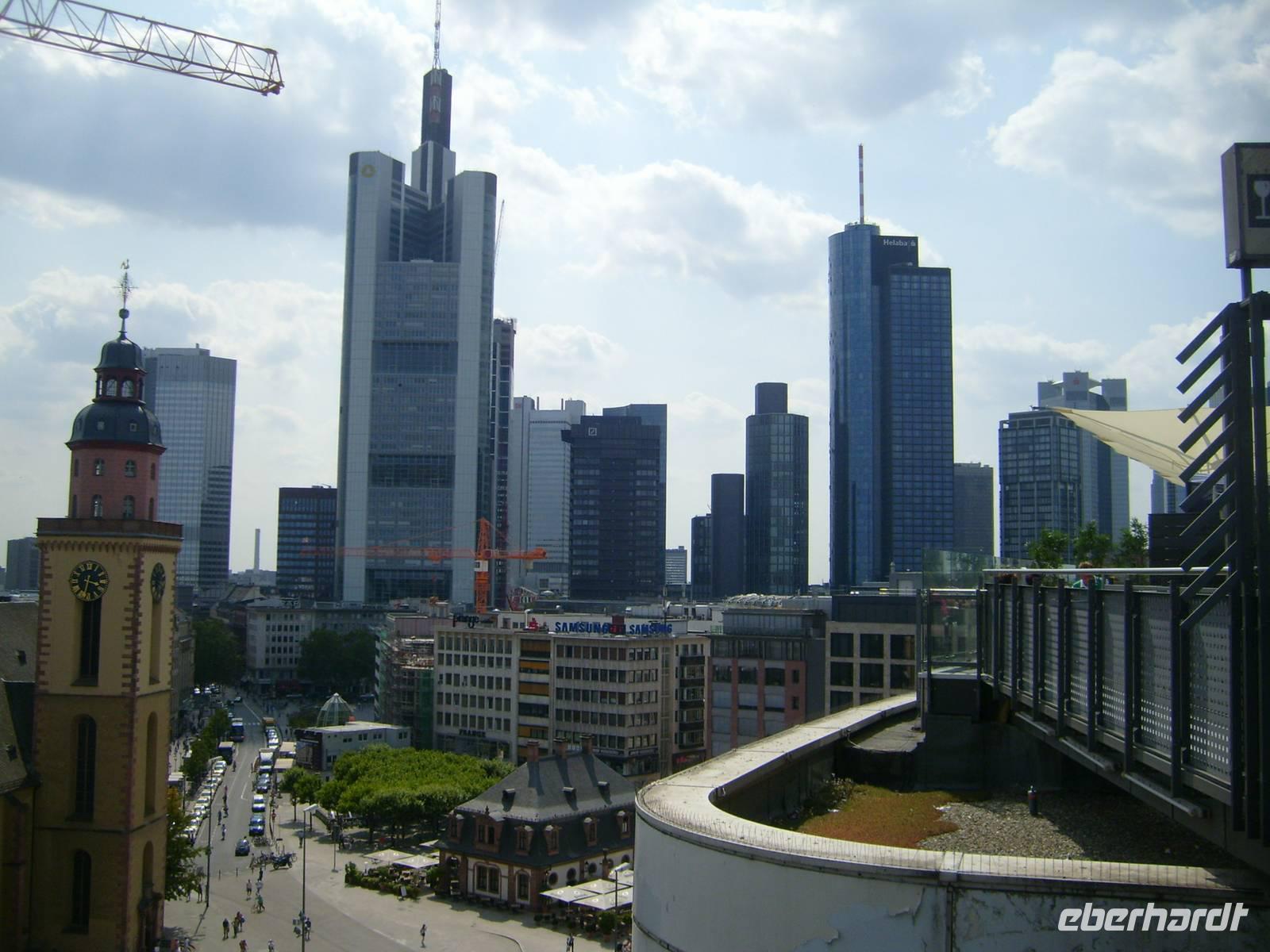 die Skyline von MAINHATTEN