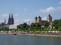 Flohmarkt am Rheinufer