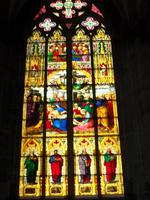 Schöne Bleiglasfenster im Kölner Dom.