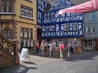 blaues Fachwerk in Wertheim
