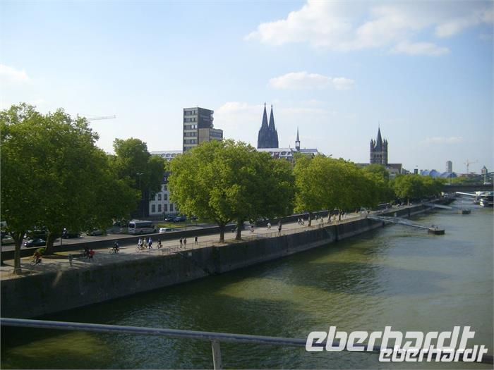 Konrad Adenauer Ufer in Köln