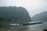 Loreleyfelsen im Nebel