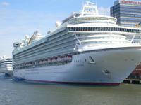 Hochseekreuzfahrtschiffe 