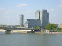 das moderne Köln auf Deutzer Seite