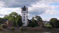 Einfahrt nach Eltville