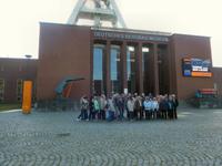 Noch ein Stückchen weiter nach rechts... ach nein... nach links!