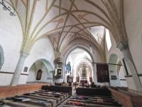 Kirche Honigberg innen