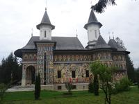 2004 gebaute Kirche des Priesterseminars neben Männerkloster Neamt