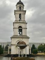 Chisinau: Der Glockenturm vor der Orthodoxen Kirche